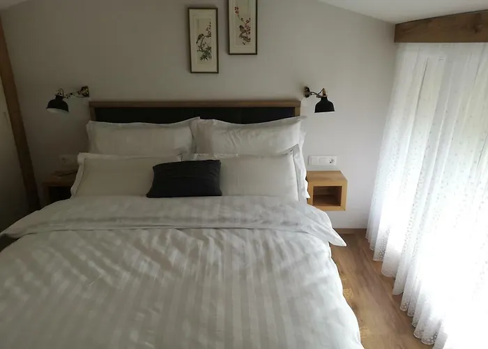 Holiday House Red Deer